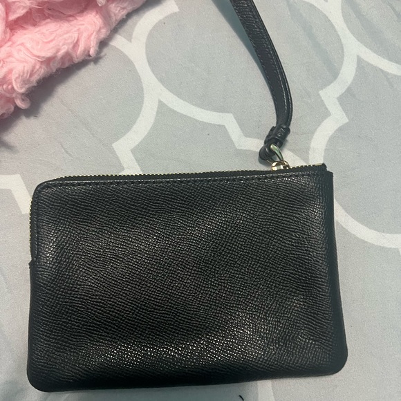 Brand new coach wristlet - Picture 2 of 2
